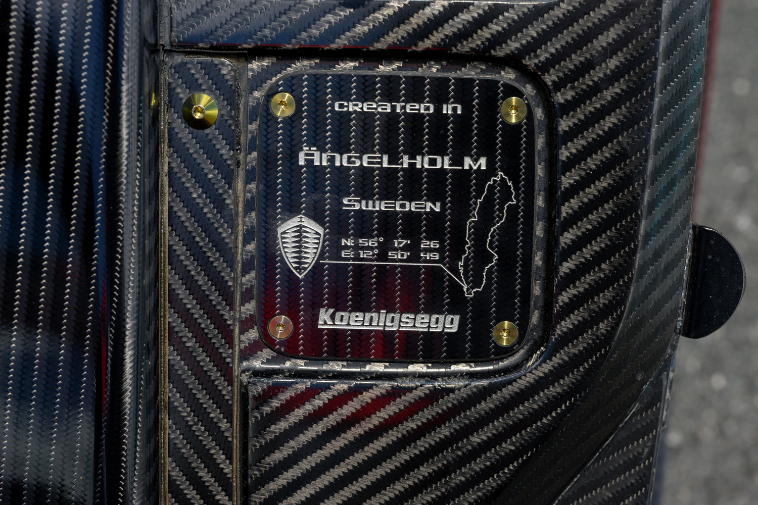 4320x2880
