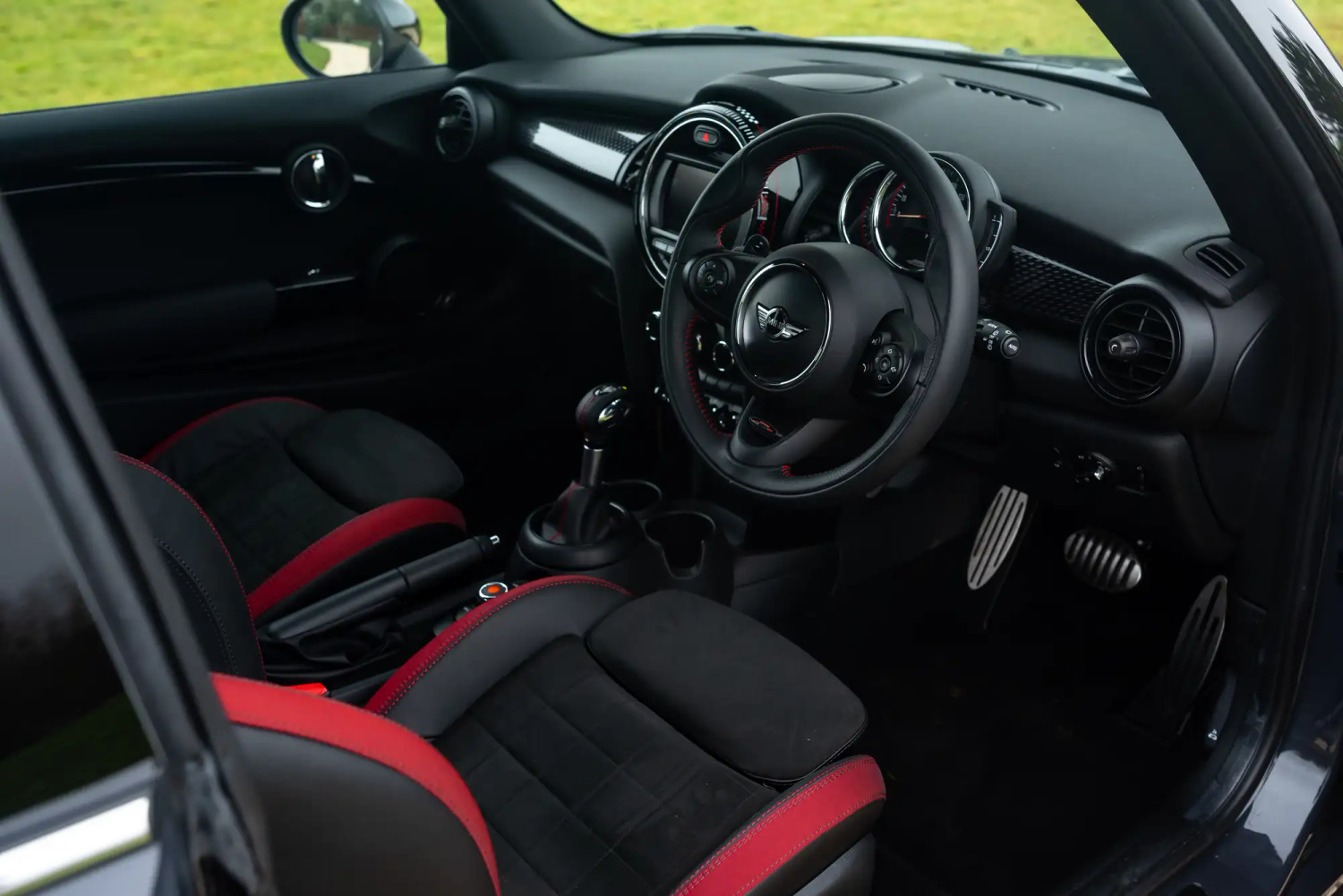 2000x1335