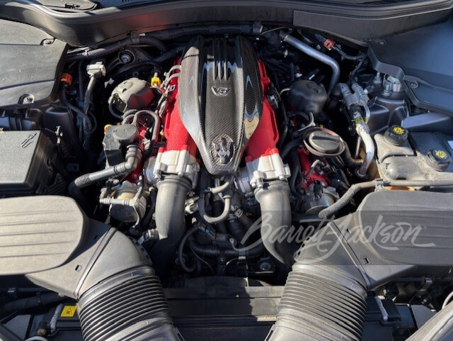 640x481