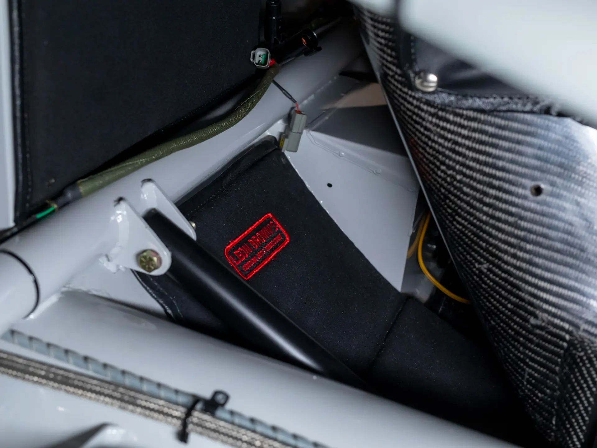 1920x1440