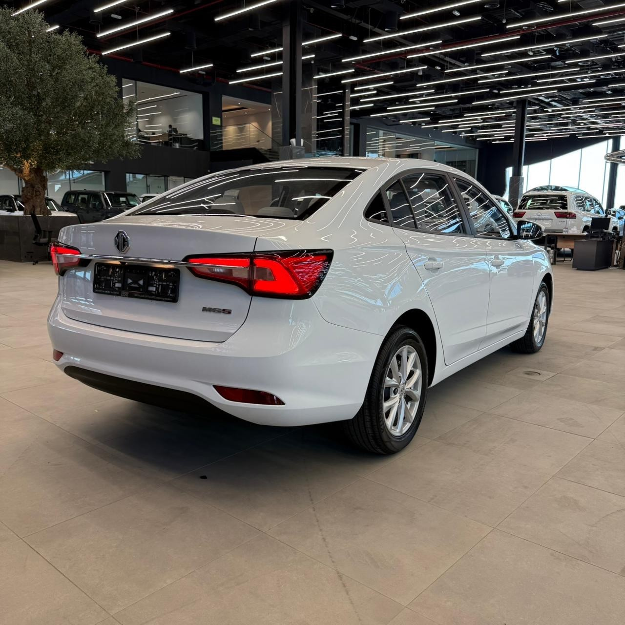 إم جي 5 GT 2026 — الصورة 4 من 8