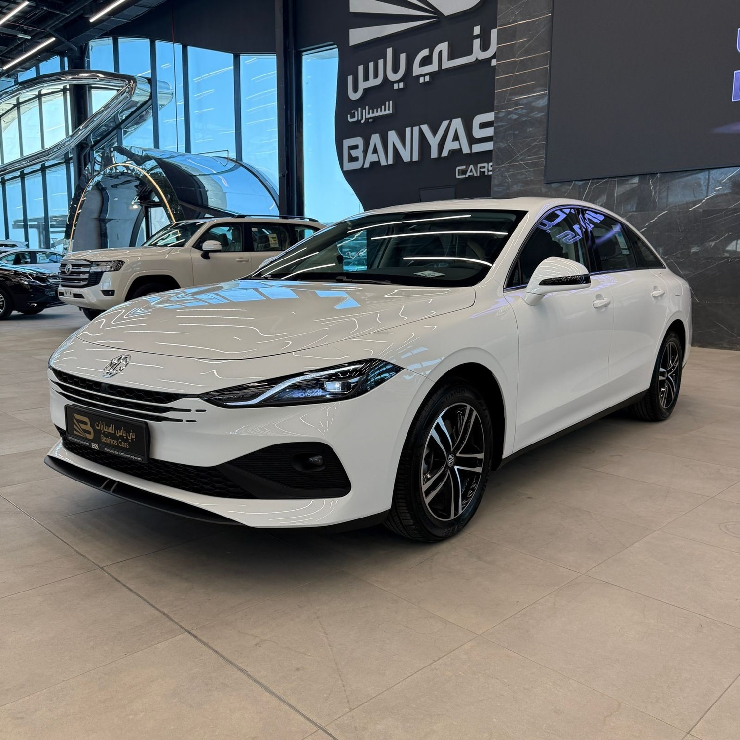 إم جي 8 Plug-in Hybrid 2026 — الصورة 3 من 9