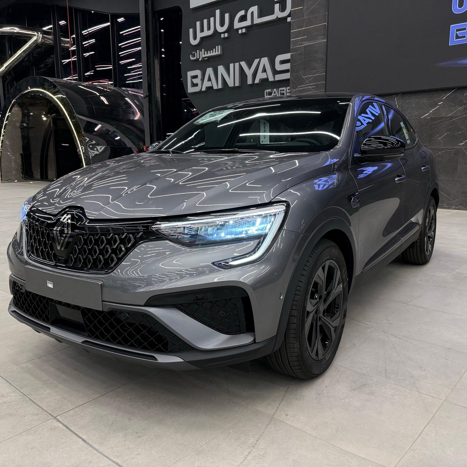 رينو أركانا 2025 — الصورة 3 من 8
