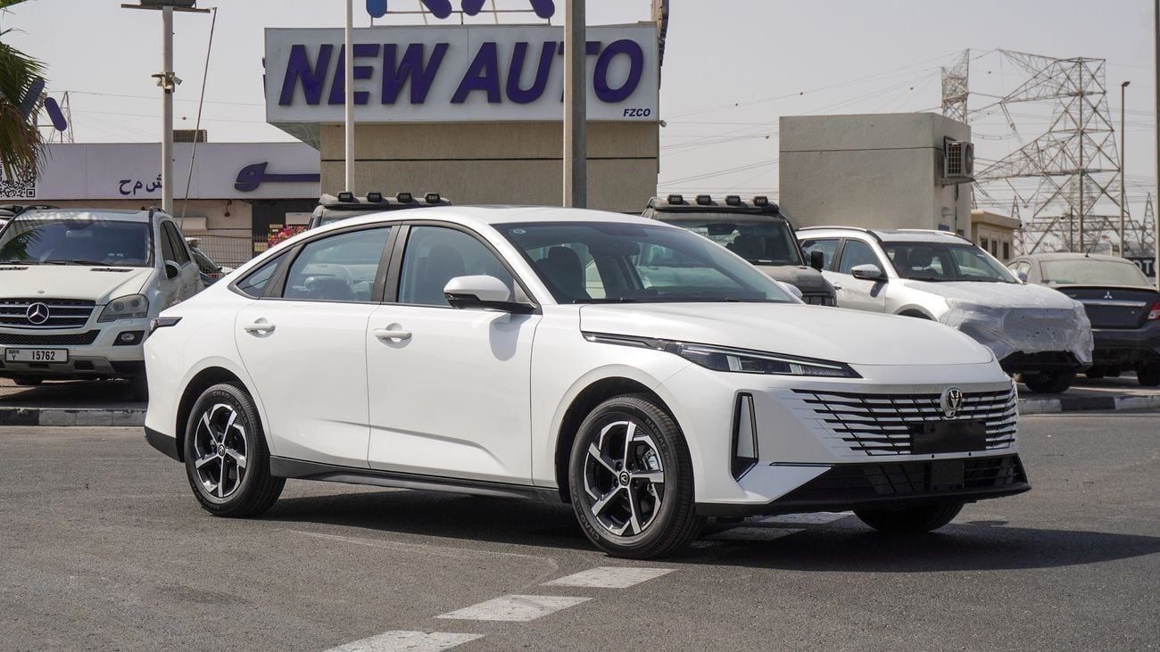 شراء Changan Eado (2025) 1.5 l بنزين في في دبي - اسأل عن السعر | AUTO.AE