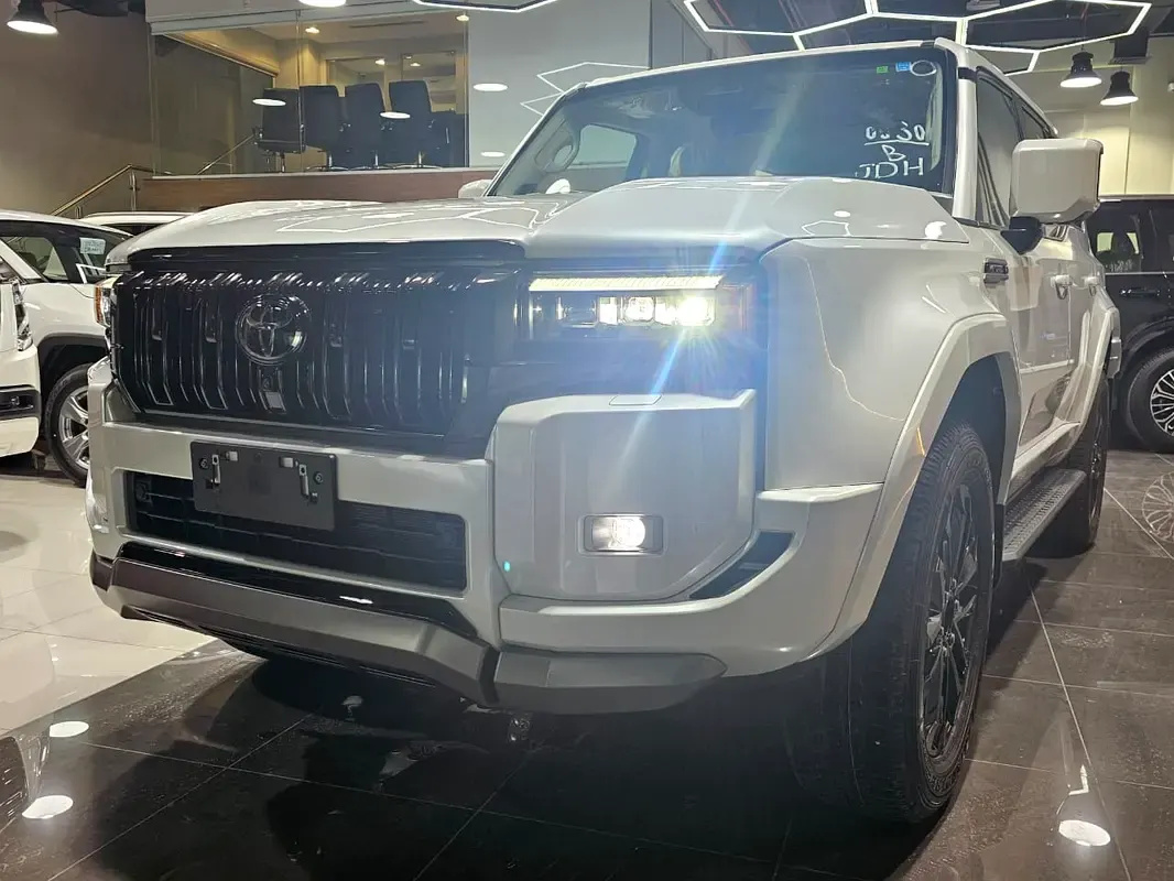 تويوتا لاند كروزر برادو VXL3 2026 — الصورة 3 من 20