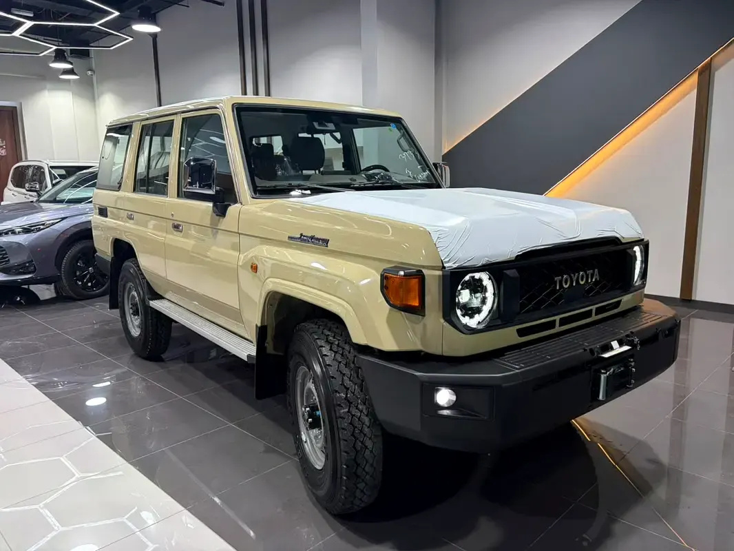 تويوتا لاند كروزر 70 LC76 2026 — الصورة 3 من 20