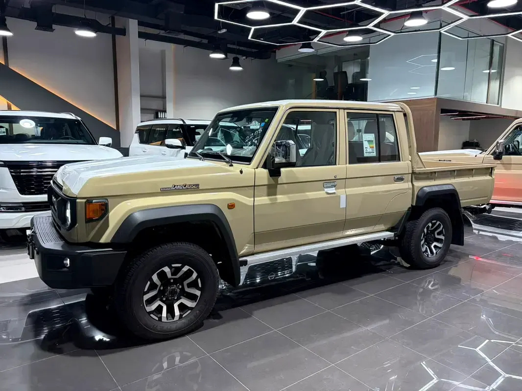 تويوتا لاند كروزر 70 LC79 LX double cab 2026
