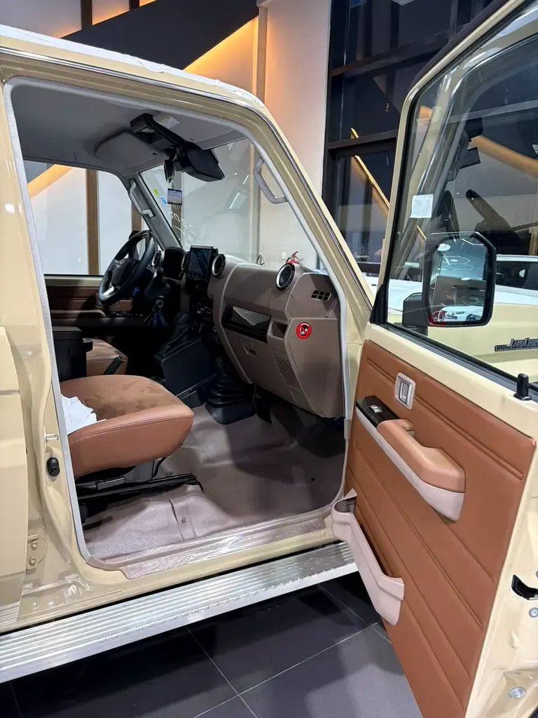 تويوتا لاند كروزر 70 LC79 LX double cab 2026 — الصورة 19 من 20