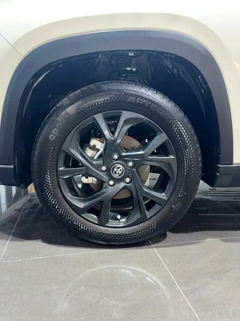 Toyota Urban Cruiser 2026 — Photo 18 of 20