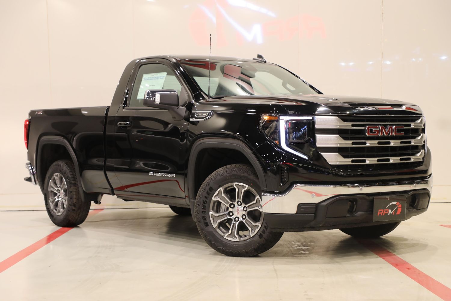 شراء GMC Sierra (2026) 5.3 l بنزين في في المملكة العربية السعودية ...