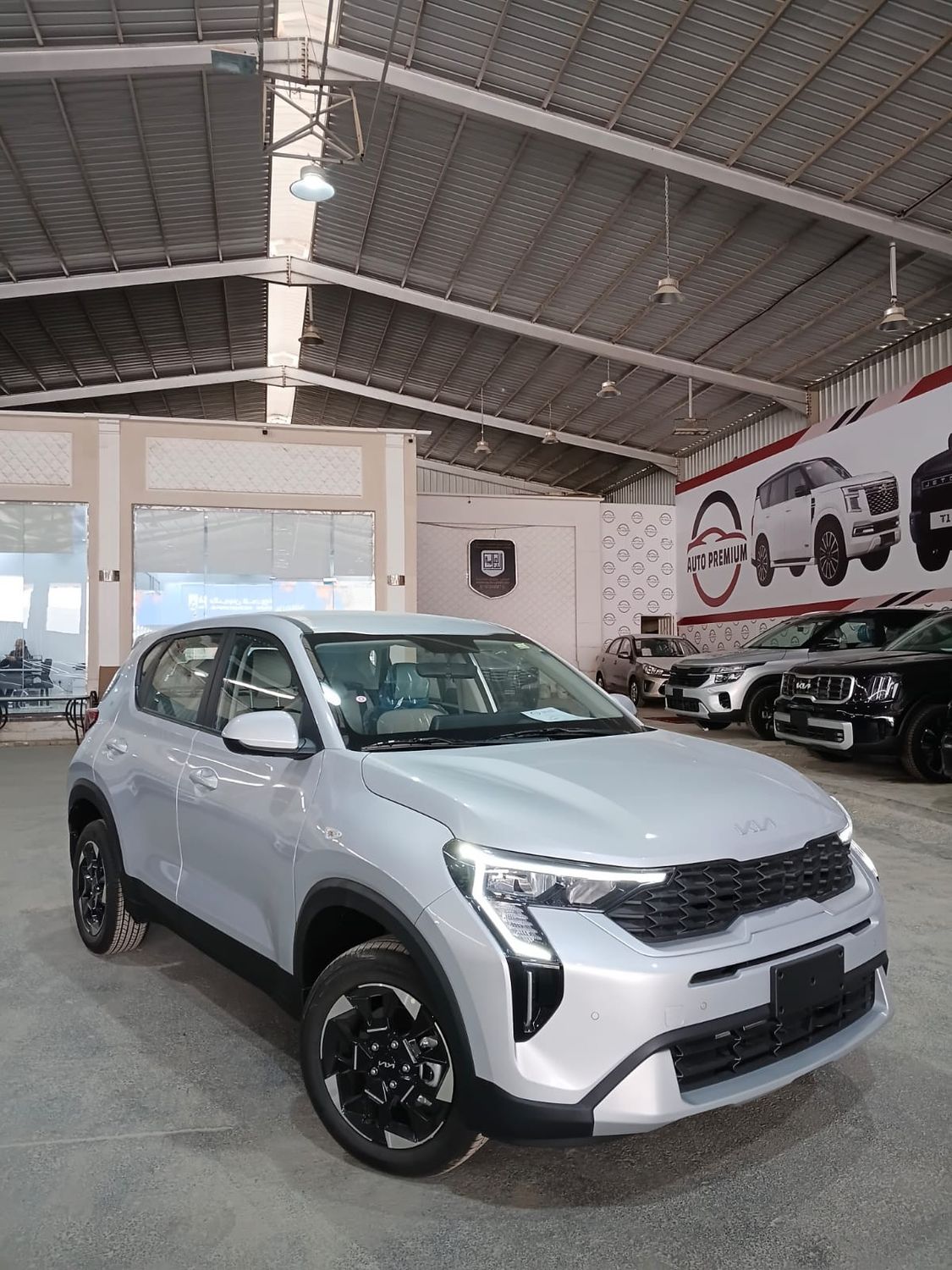 شراء Kia Sonet (2026) 1.0 l بنزين في في المملكة العربية السعودية ...