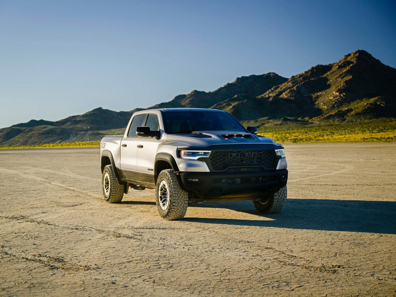 Elegant Double Cab Or Crew Cab Pictures